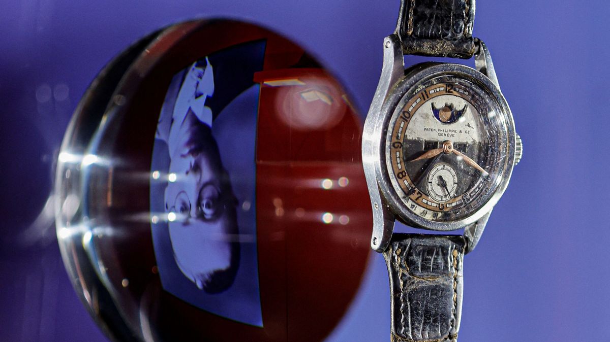 Luxusní hodinky posledního čínského císaře se vydražily za rekordní sumu